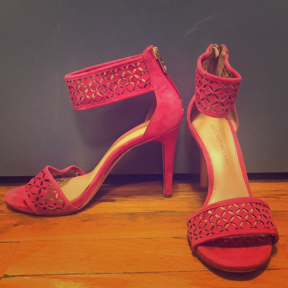 Antonio Melani- pink suede heels